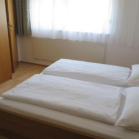 Gaestehaus Andreas Kroiss Illmitz Habitación foto